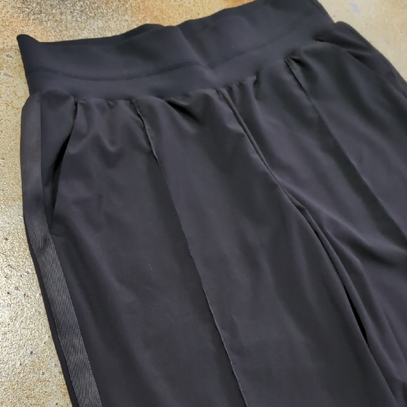 Athleta Black Wide-Leg High-Waist Trouser Pants Size 14 P - Picture 2 of 15